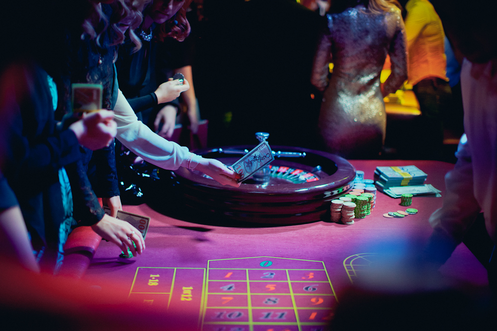 Рояль казино отзывы твистер игра рулетка онлайн